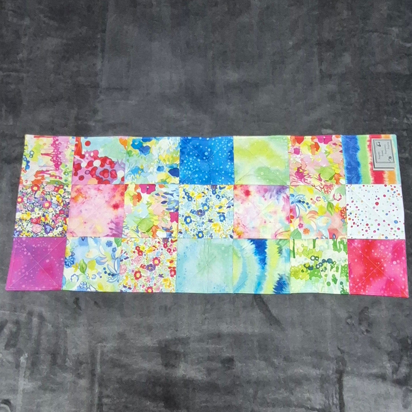 Table Runners & Toppers